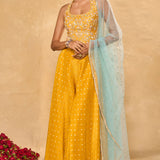 Riz With Flared Pants