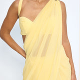 Soft Yellow Movable Brooch Saree