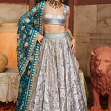 Aasmani Lampi Lehenga