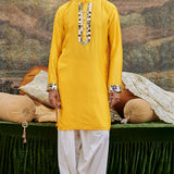 Khayalat-e Kurta Set