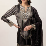 Nysa Black Stripe Kurta Set