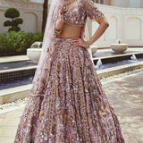 Étoile Divine Lehenga Set