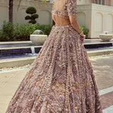 Étoile Divine Lehenga Set
